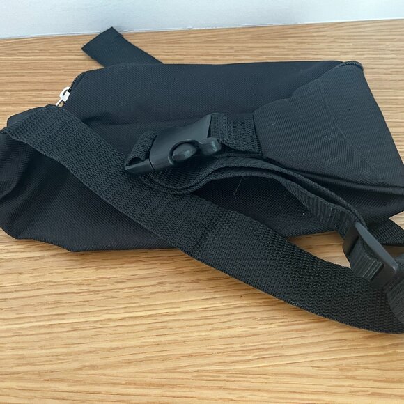 Disney Mickey Mouse Belt Bag from Theme Park - Picture 7 of 7